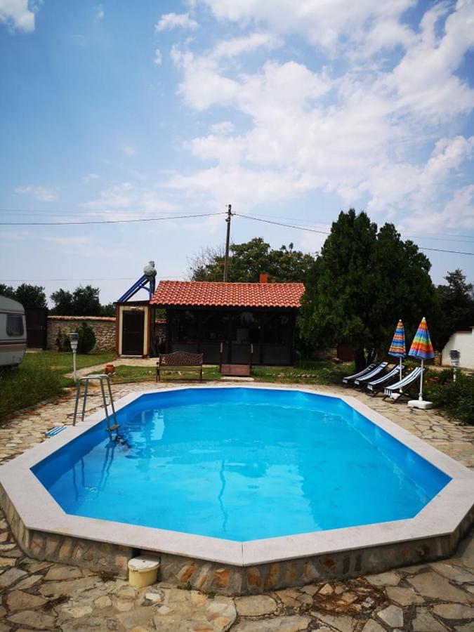 Malkiq Oazis Campsite Ezerets